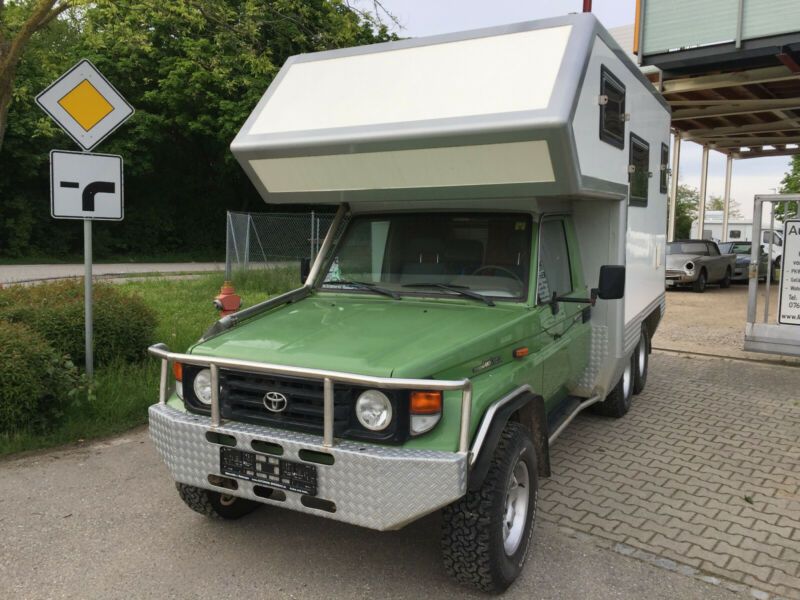 Toyota Land Cruiser • 2001 • 92,500 km 1