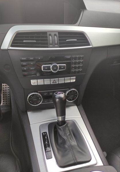 Mercedes-Benz C • 2014 • 103,000 km 2