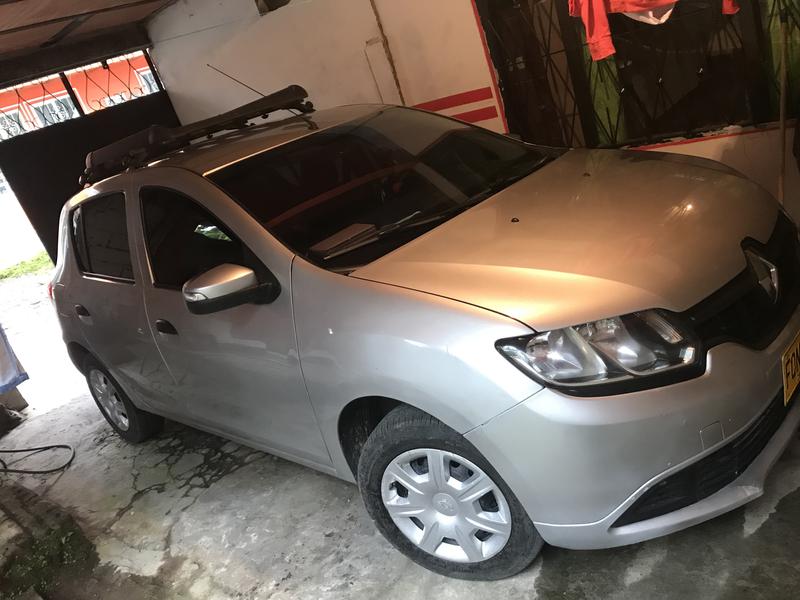 Renault Sandero • 2020 • 520,000 km 4