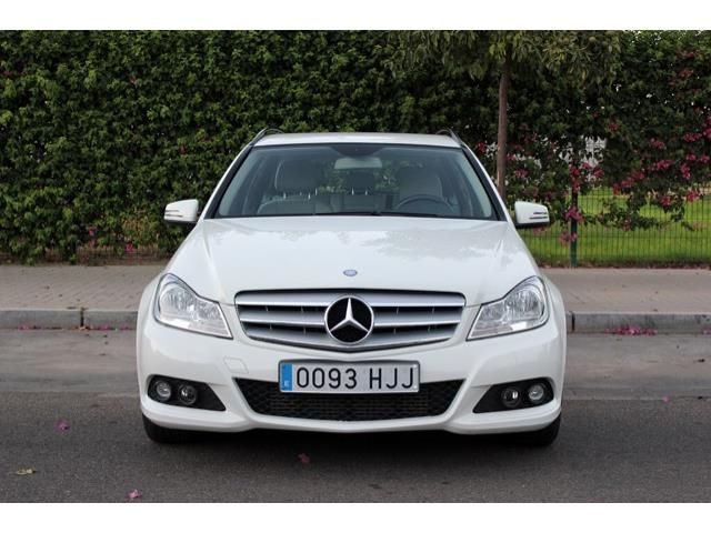 Mercedes-Benz C-Class • 2012 • 194,000 km 4