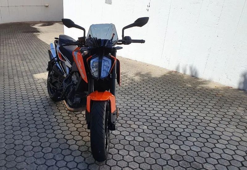 Ktm duke • 2018 • 2,987 km 2