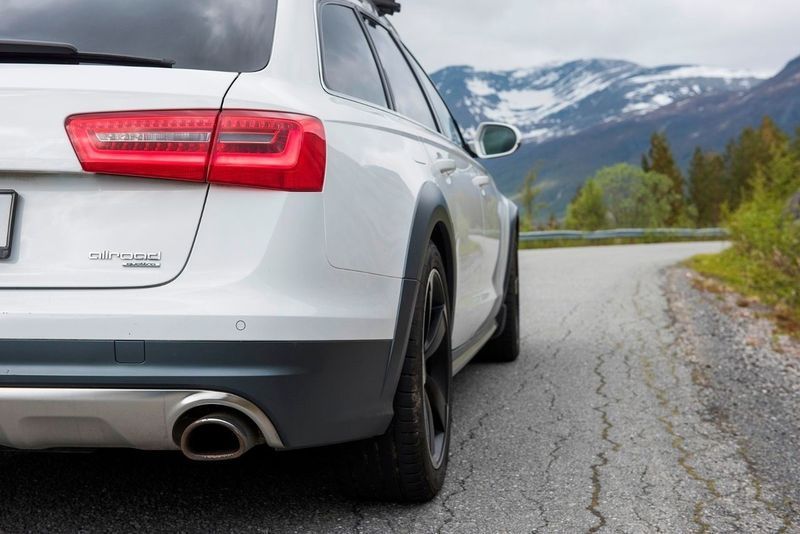 Audi A6 • 2014 • 181,000 km 4