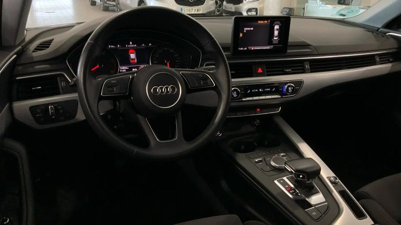 Audi A4 • 2019 • 53,652 km 2