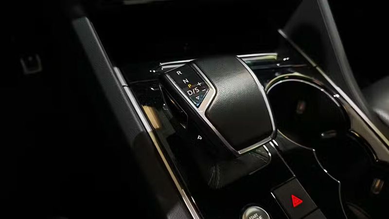 Volkswagen Touareg • 2019 • 94,801 km 6