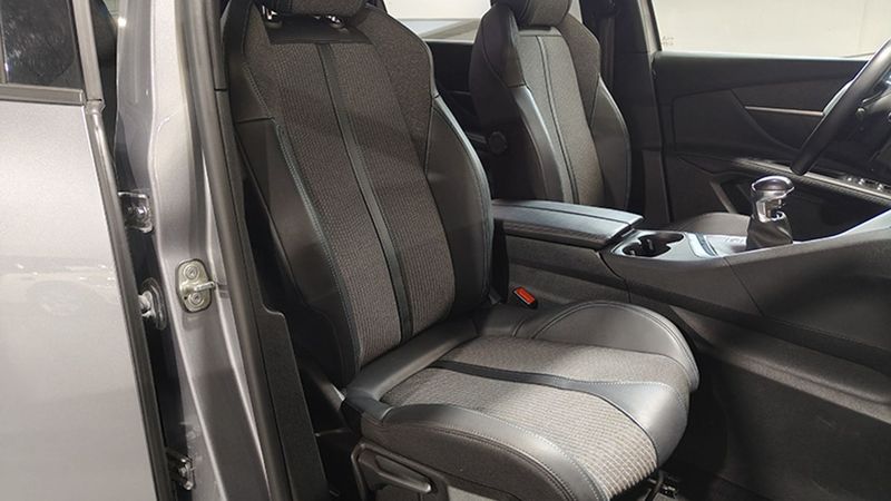 Peugeot 5008 • 2022 • 47,143 km 21