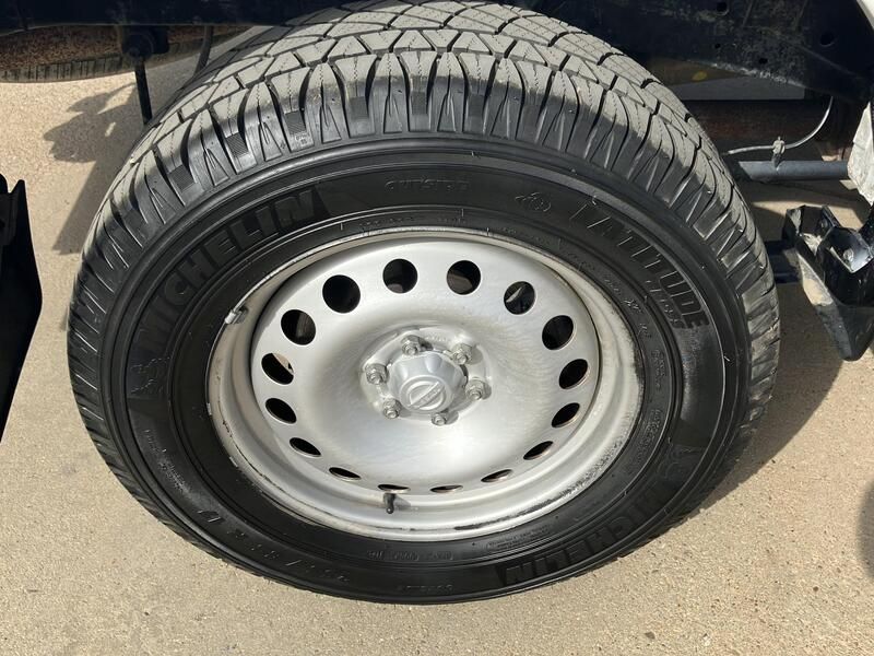 Nissan Navara • 2021 • 36,872 km 18