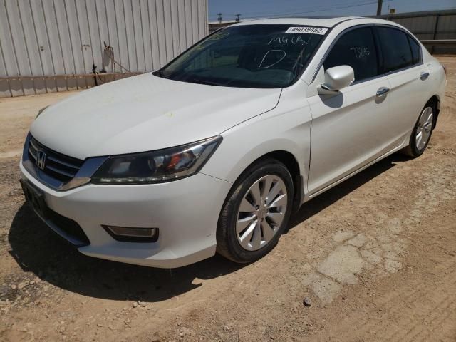 Honda Accord • 2013 • 12 km 5