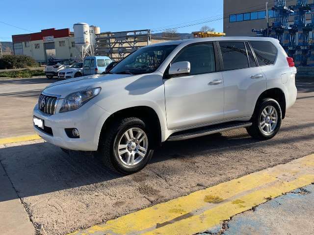 Toyota Land Cruiser • 2010 • 138,000 km 1