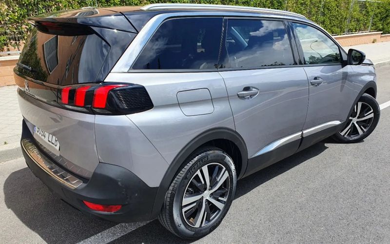 Peugeot 5008 • 2020 • 24,000 km 3