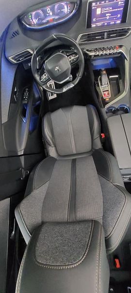 Peugeot 3008 • 2017 • 130,000 km 2