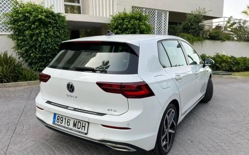 Volkswagen Golf • 2020 • 25,000 km 5