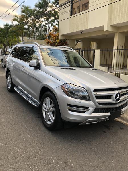 Mercedes-Benz GL • 2013 • 10,000 km 7