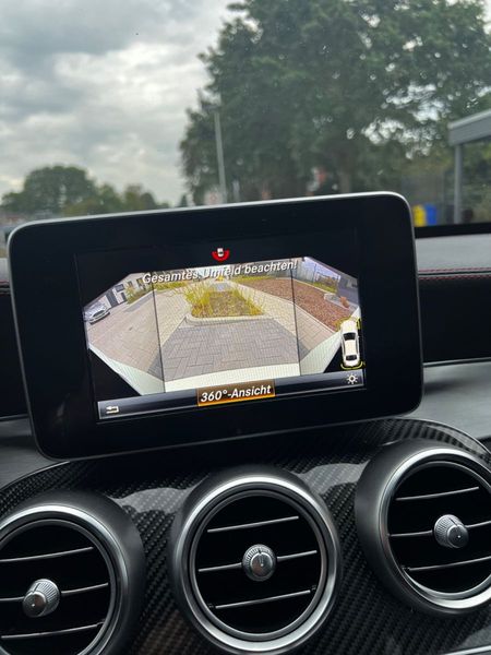 Mercedes-Benz C • 2016 • 109,000 km 9