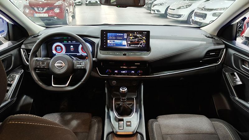 Nissan Qashqai • 2023 • 42,000 km 2