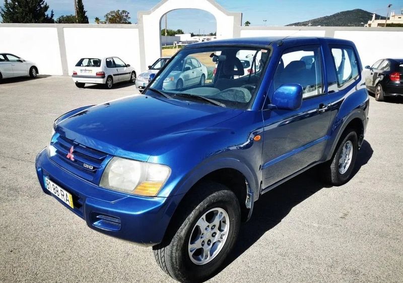 Mitsubishi Pajero • 2001 • 190,000 km 1