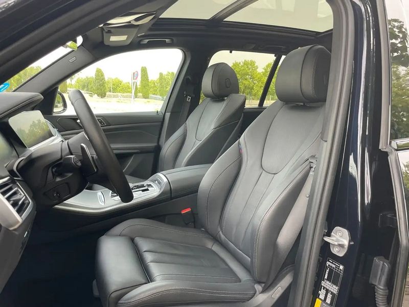 BMW X5 • 2020 • 96,000 km 7