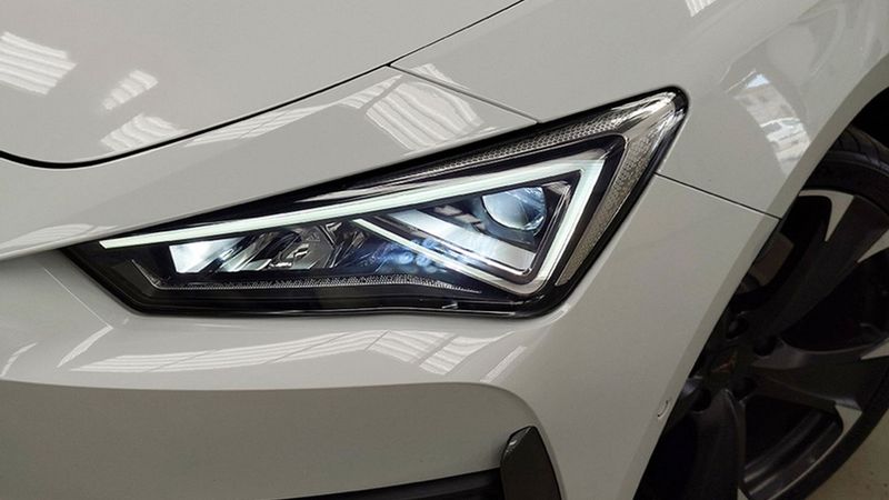 Seat Leon • 2022 • 6,461 km 9