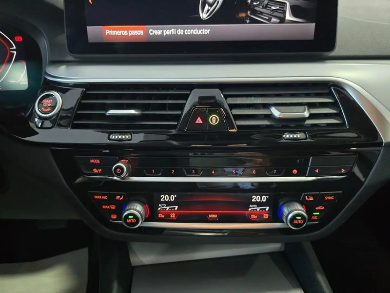 BMW 520D • 2021 • 125,087 km 2