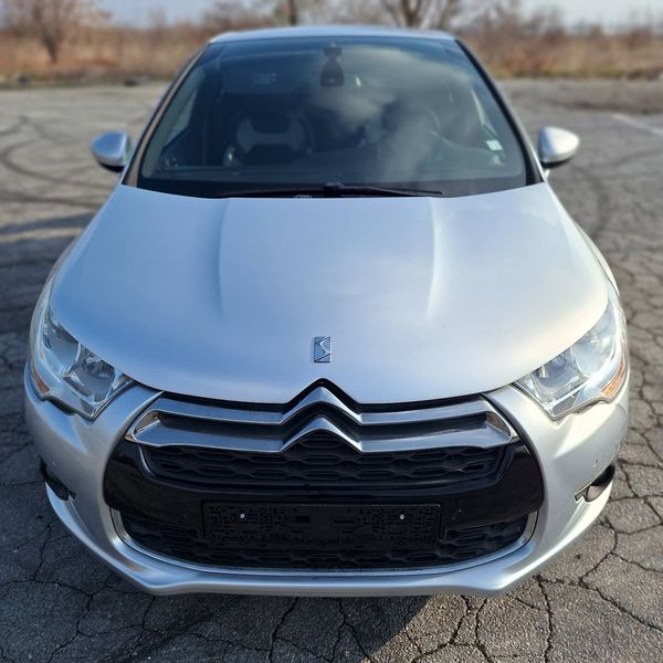 Citroën DS4 • 2012 • 151,000 km 15