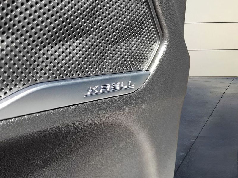 Hyundai Santa Fe • 1730 • 80,600 km 7