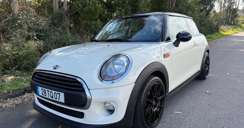 MINI Cooper D • 2014 • 183,822 km 1