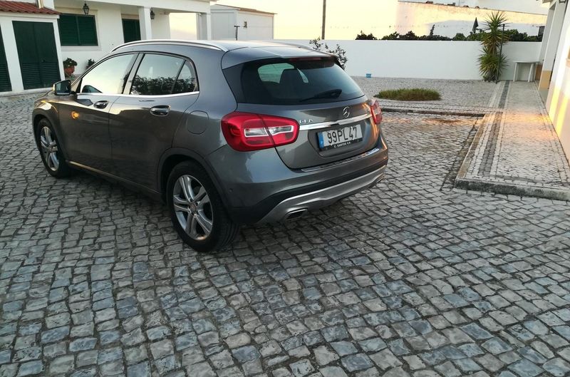 Mercedes-Benz GL-Class • 2015 • 150,000 km 2