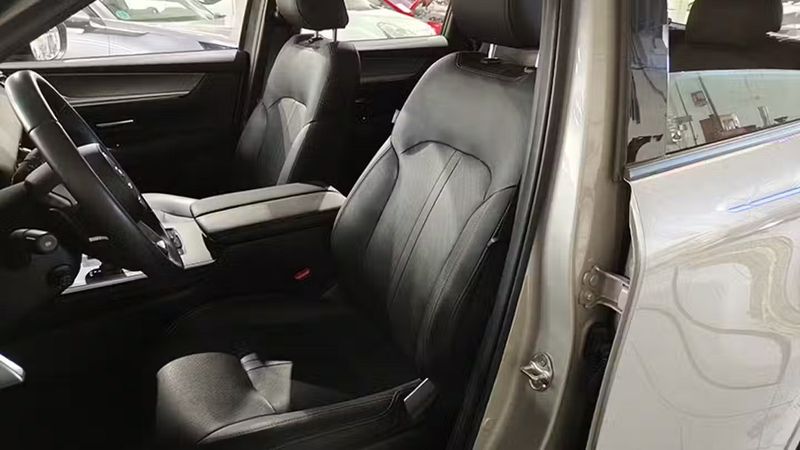 Mazda CX-30 • 2023 • 19,842 km 14