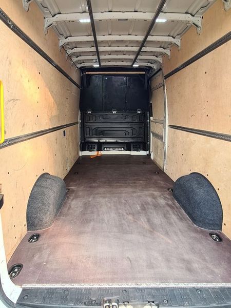 Dodge Sprinter • 2018 • 320,000 km 7