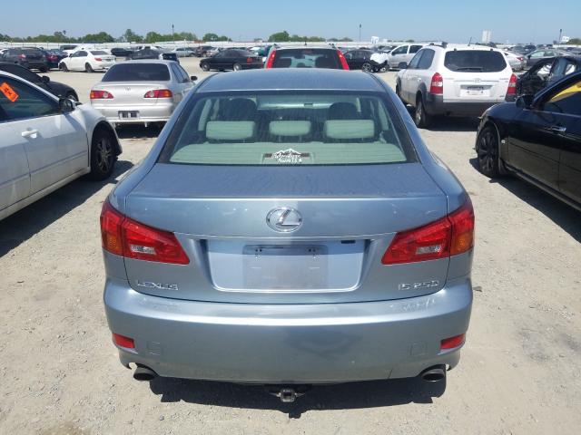 Lexus IS • 2006 • 37,102 km 3