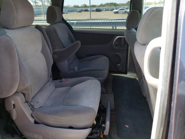 Toyota Prius • 2006 • 30,814 km 3