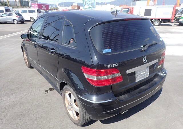 Mercedes-Benz C • 2007 • 38,941 km 6