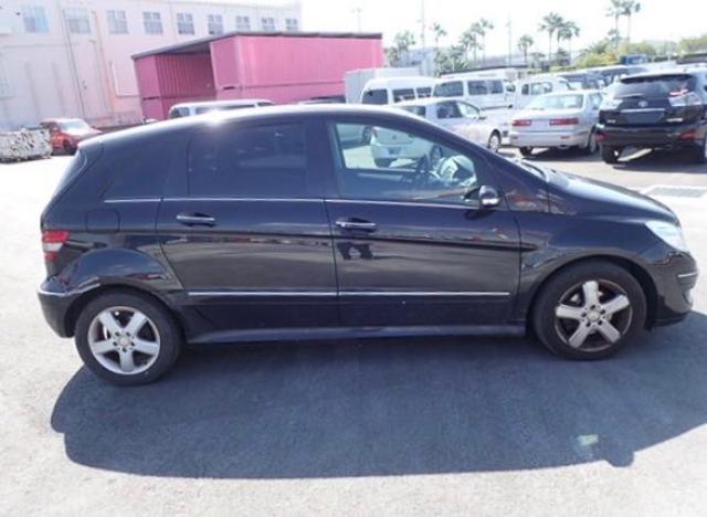 Mercedes-Benz C • 2007 • 38,941 km 2