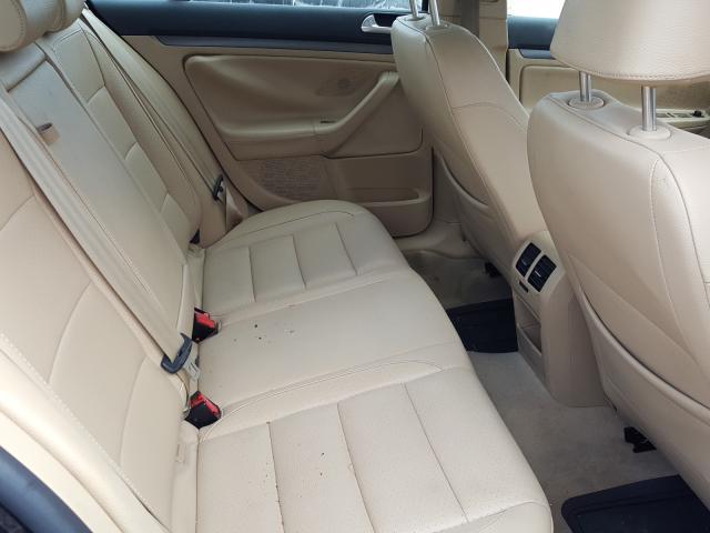 Volkswagen Jetta • 2007 • 35,507 km 6