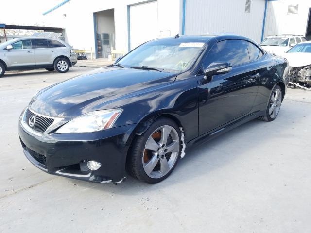 Lexus IS • 2010 • 37,401 km 3