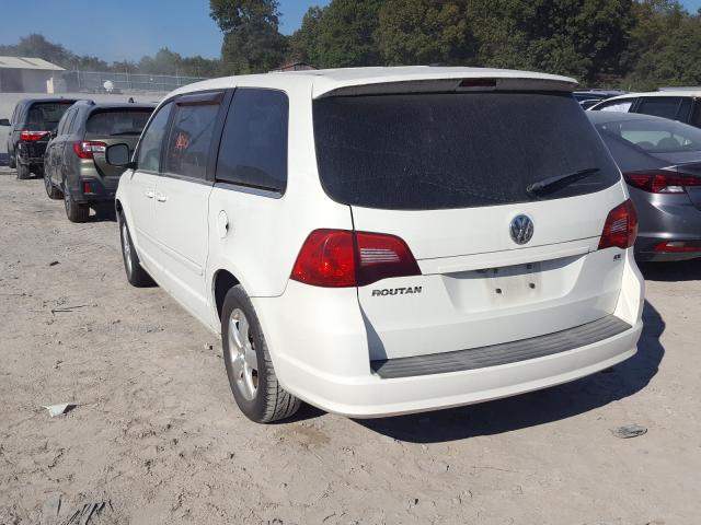 Volkswagen Polo Van • 2010 • 35,463 km 2