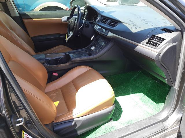 Lexus CT • 2011 • 37,012 km 6