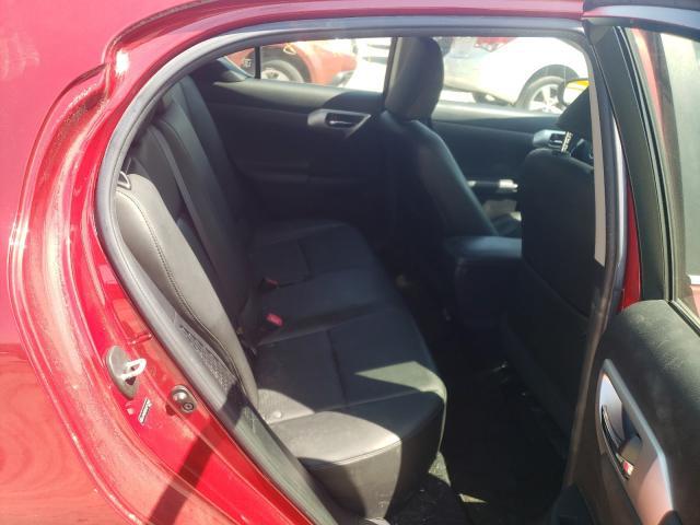 Lexus CT • 2012 • 37,510 km 6