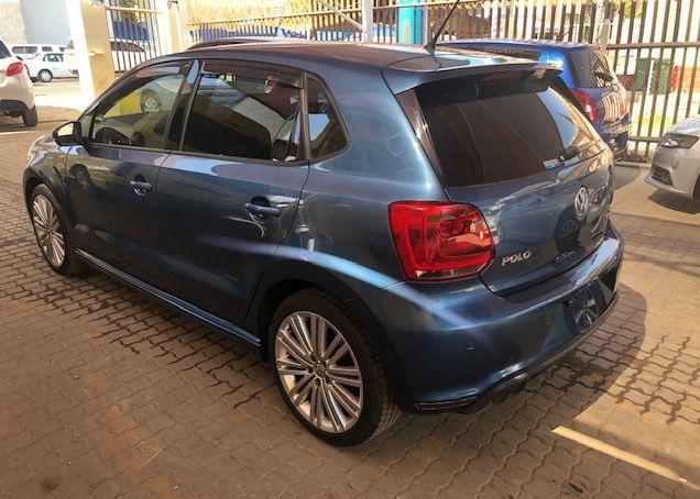 Volkswagen Polo • 2013 • 105,000 km 1