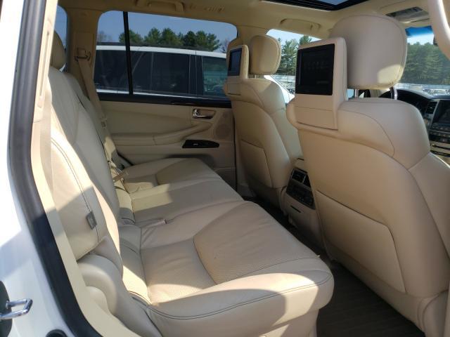 Lexus LX • 2013 • 35,890 km 3