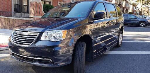 Dodge Grand Caravan • 2014 • 23,778 km 5