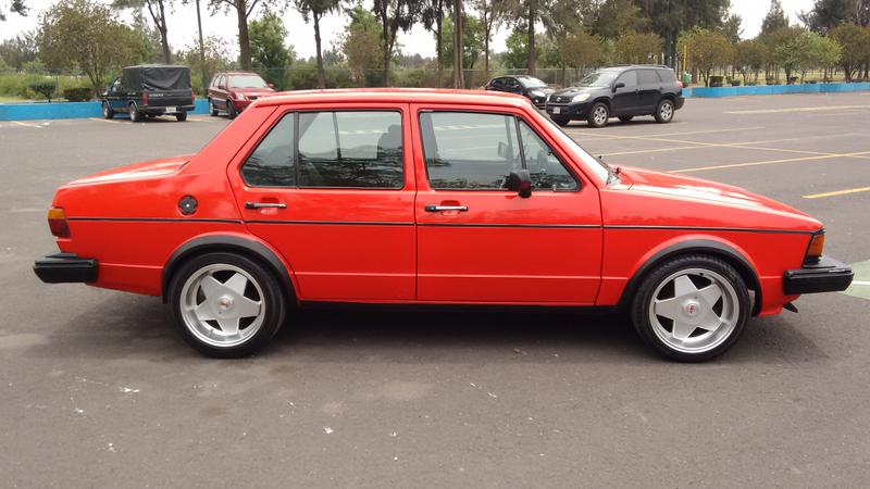 Volkswagen Jetta • 1985 • 207,000 km 14