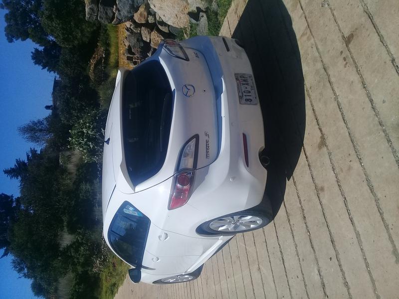 Mazda  • 2011 • 190,000 km 2