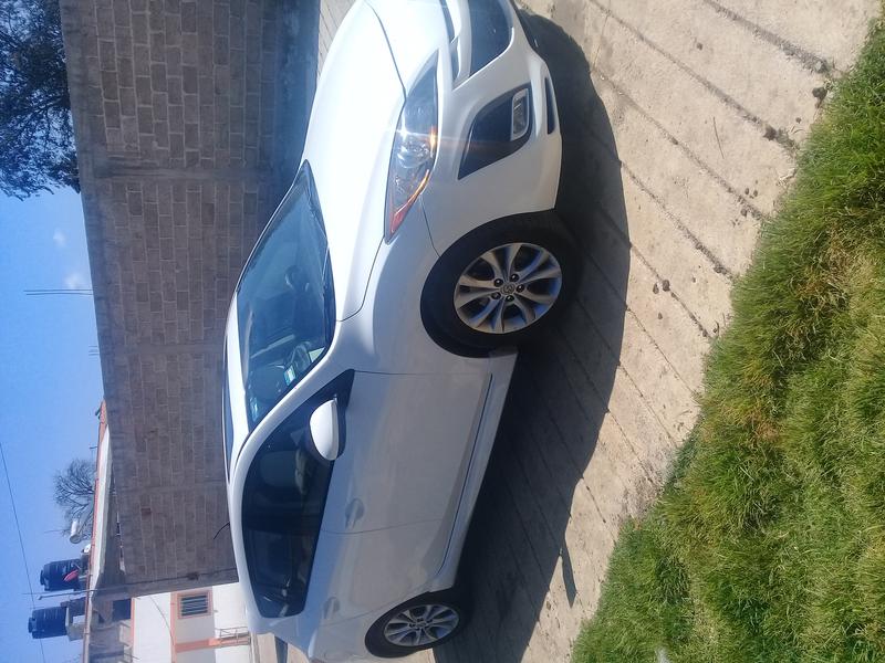 Mazda  • 2011 • 190,000 km 4