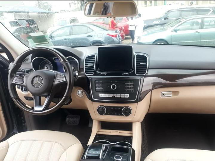 Mercedes-Benz GLE • 2016 • 171,813 km 2