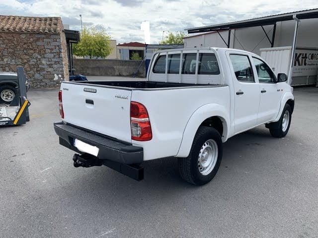 Toyota Hilux • 2014 • 65,000 km 3