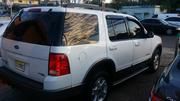 Ford Explorer • 2005 • 1 km 2