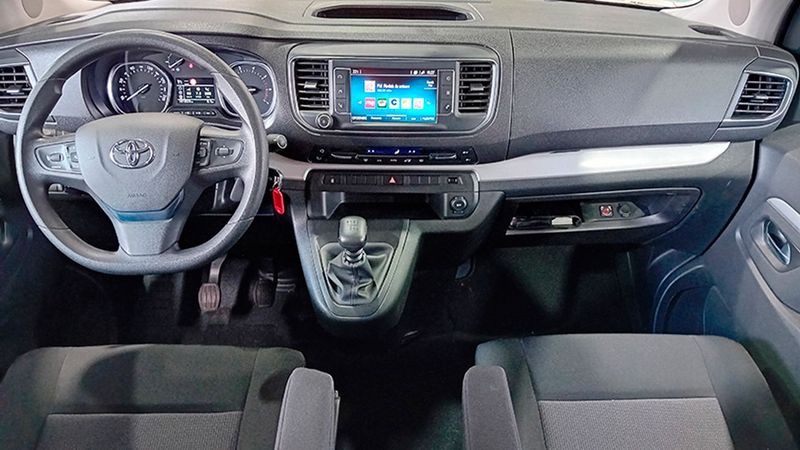 Toyota Verso • 2021 • 101,823 km 3