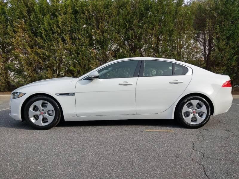 Jaguar XE • 2018 • 2,009 km 1