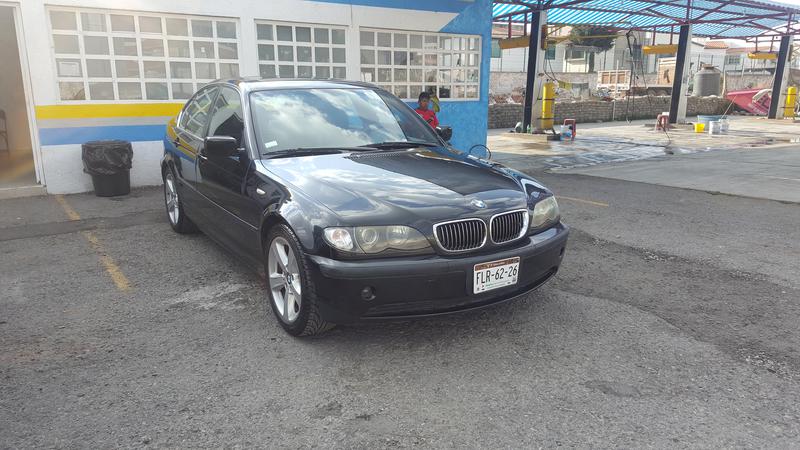 BMW Rad 3 • 2005 • 165,000 km 6