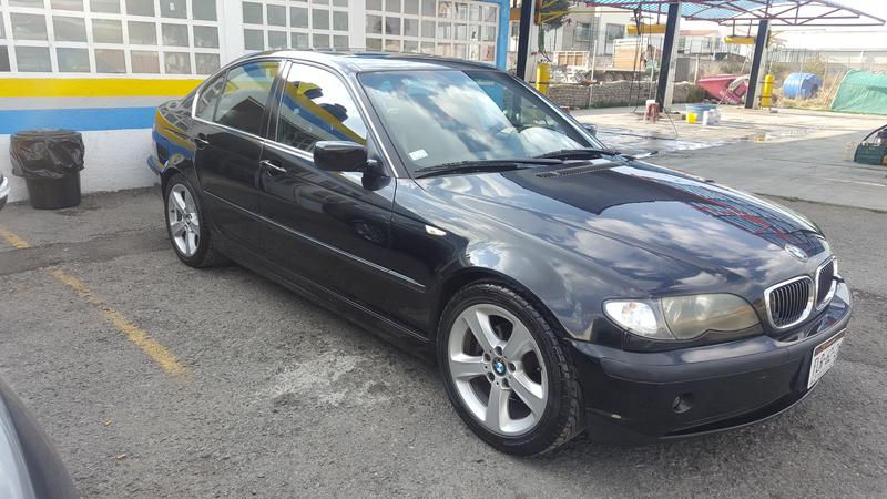 BMW Rad 3 • 2005 • 165,000 km 4